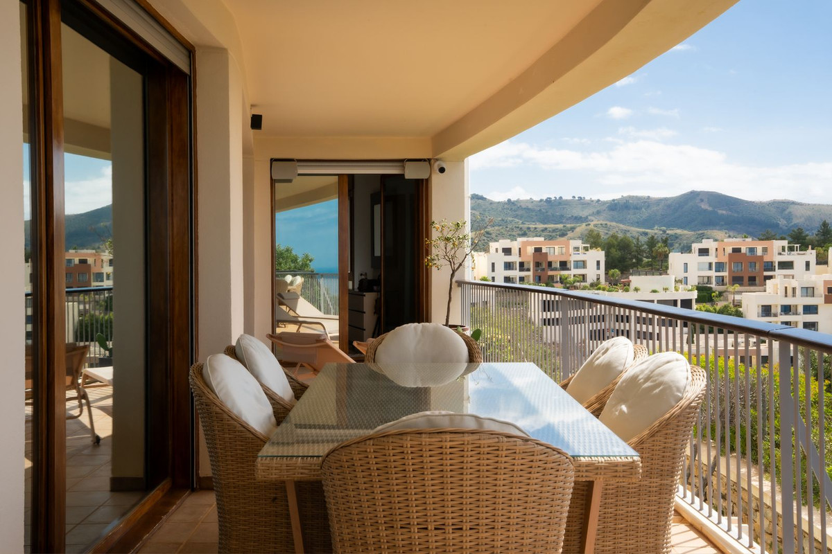 3 Bed Apartment for sale in Altos De Los Monteros Costa Del Sol, Málaga, Spain