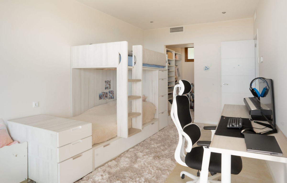 3 Bed Apartment for sale in Altos De Los Monteros Costa Del Sol, Málaga, Spain