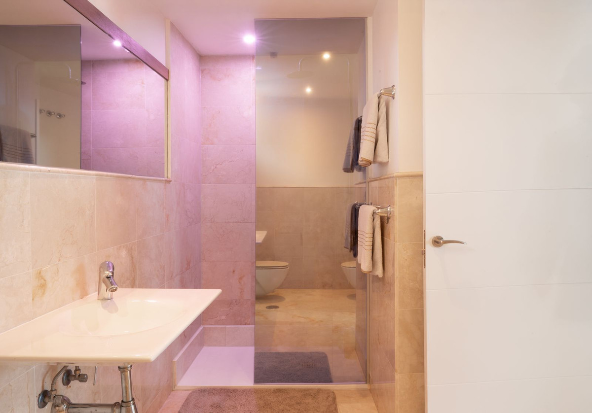 3 Bed Apartment for sale in Altos De Los Monteros Costa Del Sol, Málaga, Spain