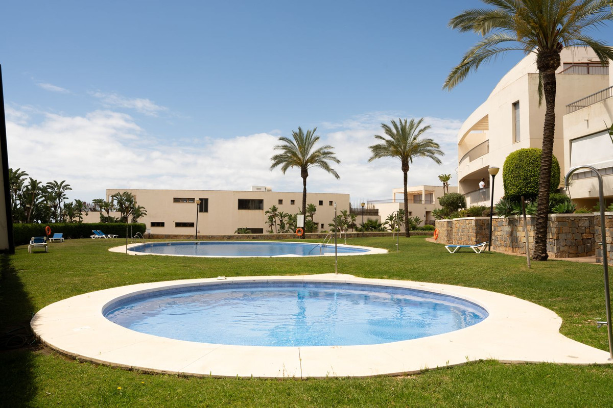 3 Bed Apartment for sale in Altos De Los Monteros Costa Del Sol, Málaga, Spain