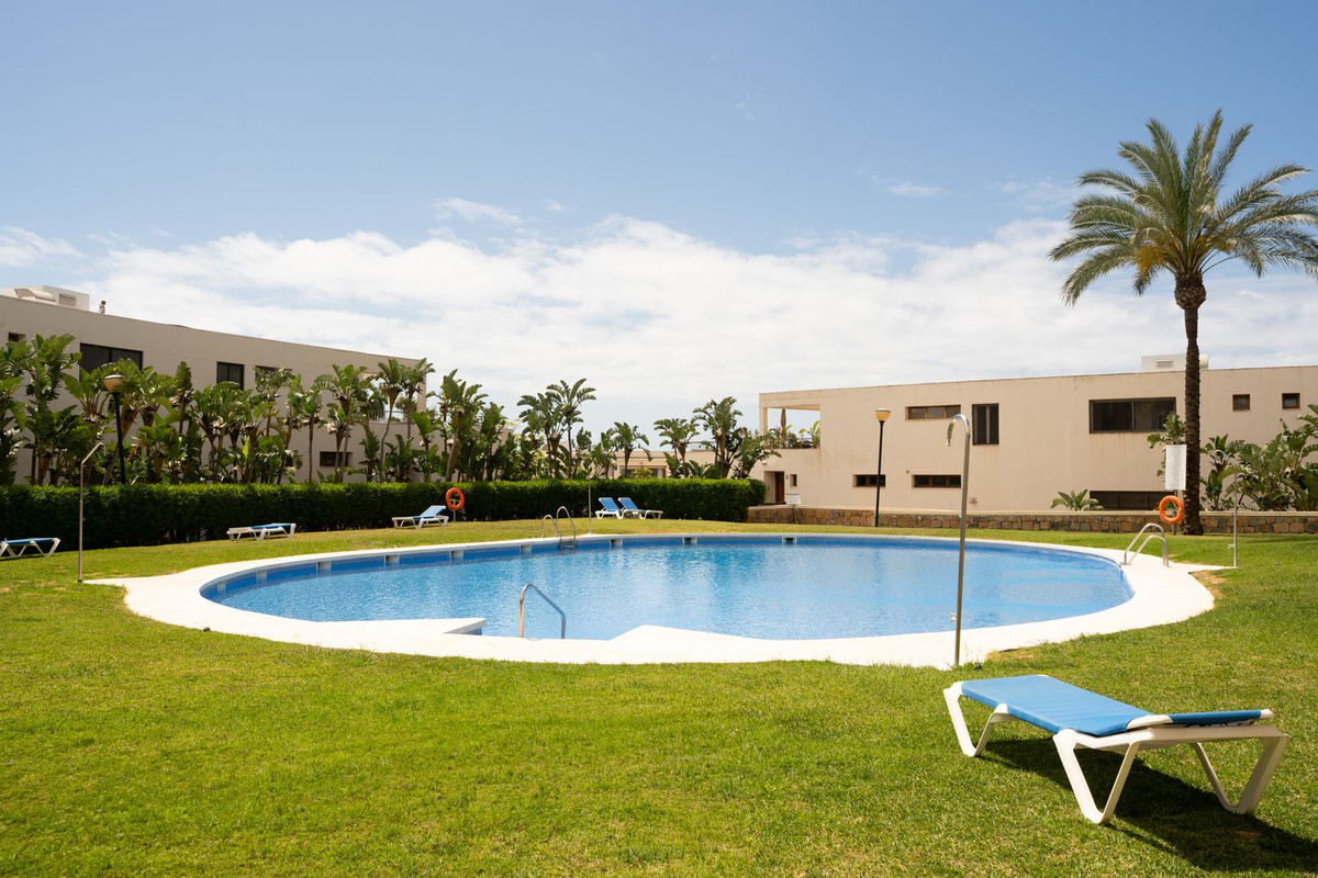 3 Bed Apartment for sale in Altos De Los Monteros Costa Del Sol, Málaga, Spain