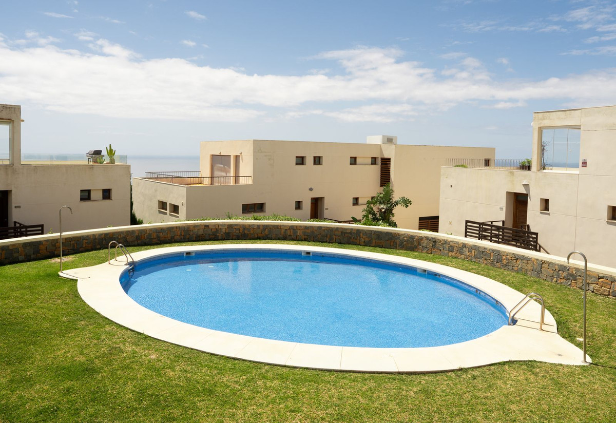 3 Bed Apartment for sale in Altos De Los Monteros Costa Del Sol, Málaga, Spain