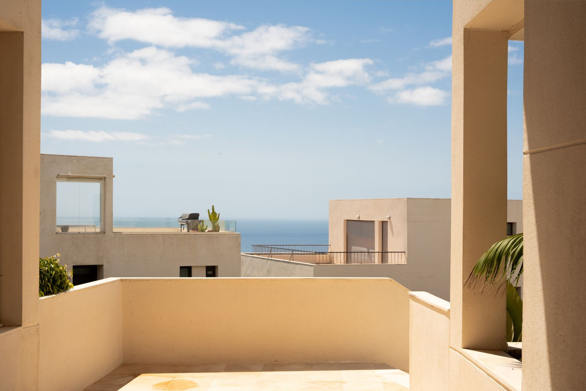 3 Bed Apartment for sale in Altos De Los Monteros Costa Del Sol, Málaga, Spain