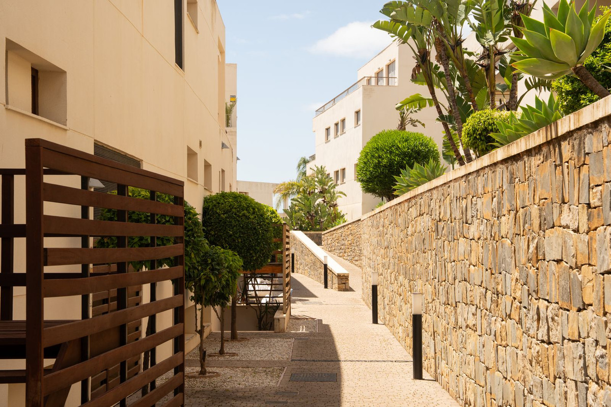 3 Bed Apartment for sale in Altos De Los Monteros Costa Del Sol, Málaga, Spain