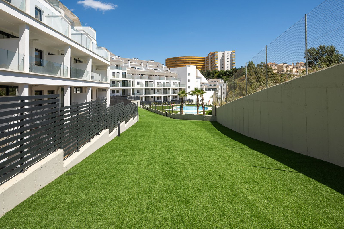 3 Bed Apartment for sale in Torreblanca Costa Del Sol, Málaga, Spain