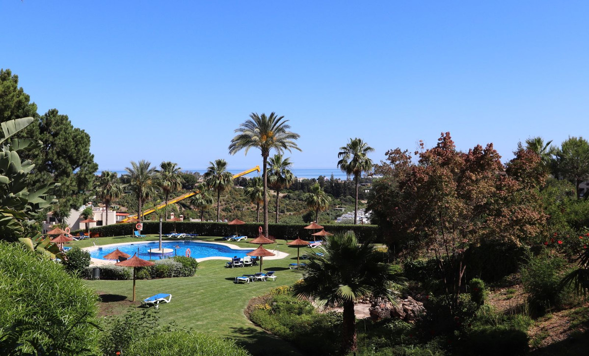 Se vende Apartamento Planta Media de 3 dormitorios en Costa Del Sol, Málaga, España