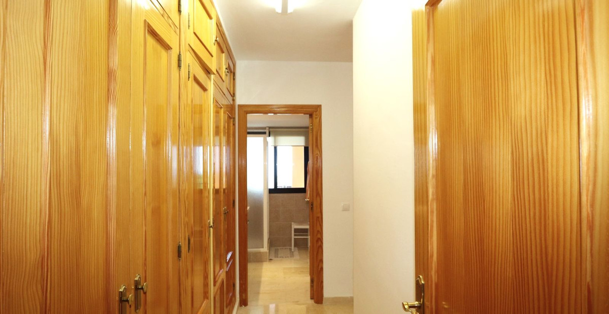 Se vende Apartamento Planta Media de 3 dormitorios en Costa Del Sol, Málaga, España