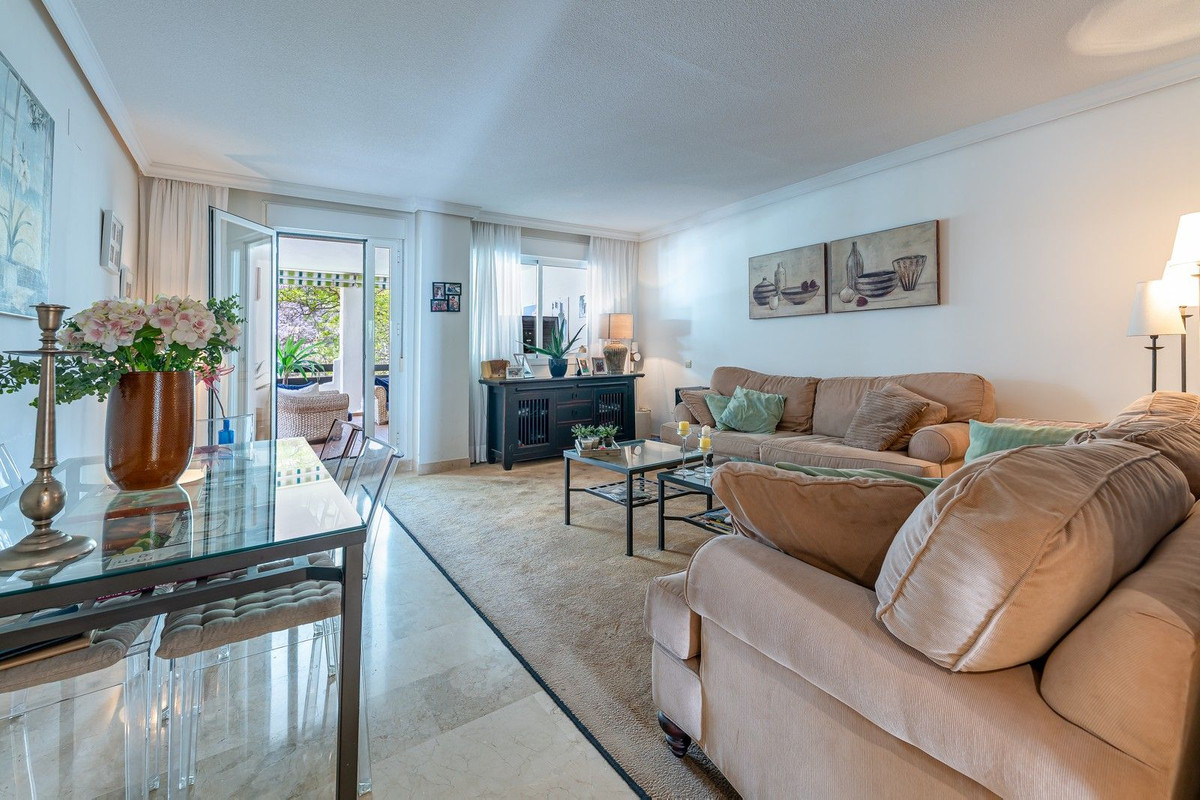 Se vende Apartamento Planta Baja de 3 dormitorios en Costa Del Sol, Málaga, España