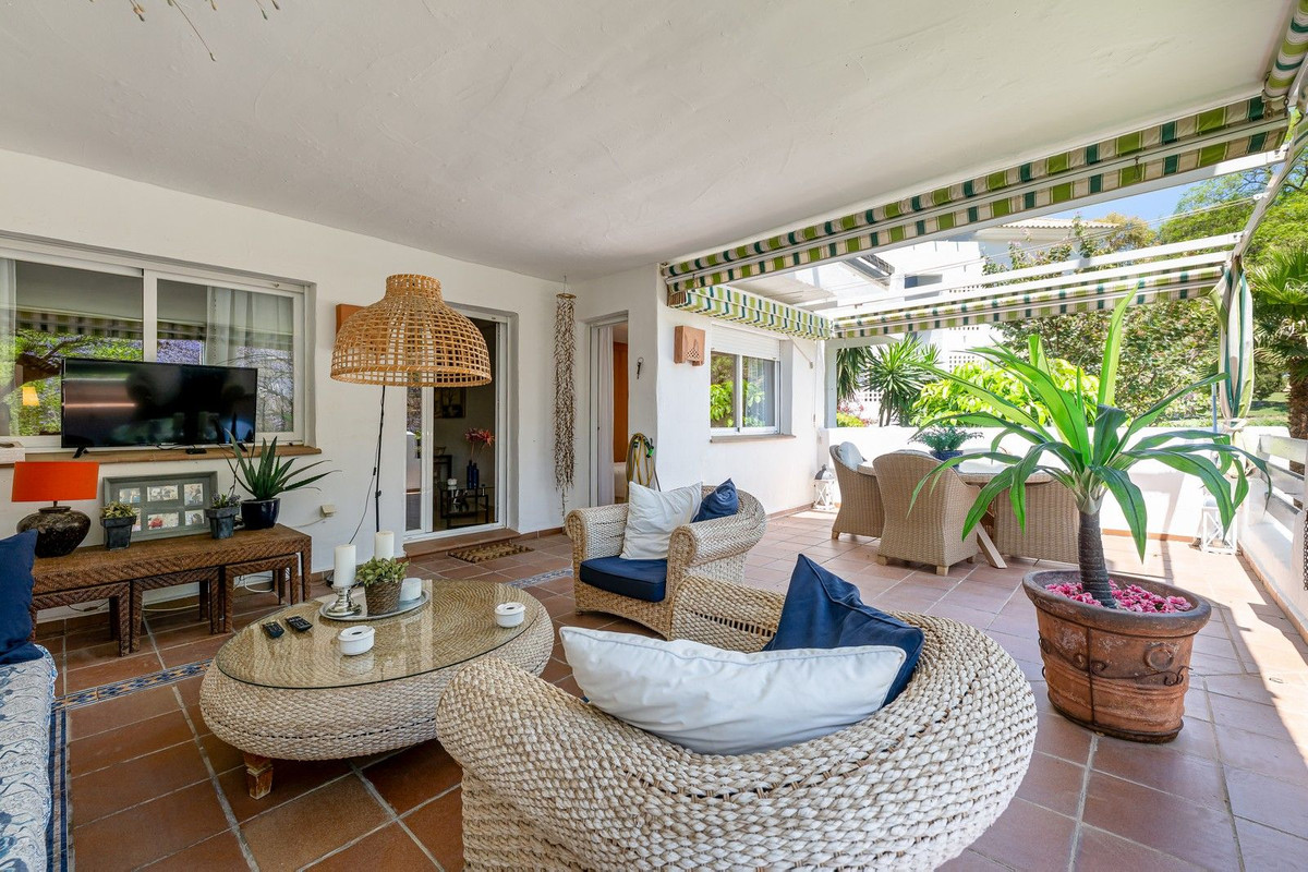 Se vende Apartamento Planta Baja de 3 dormitorios en Costa Del Sol, Málaga, España