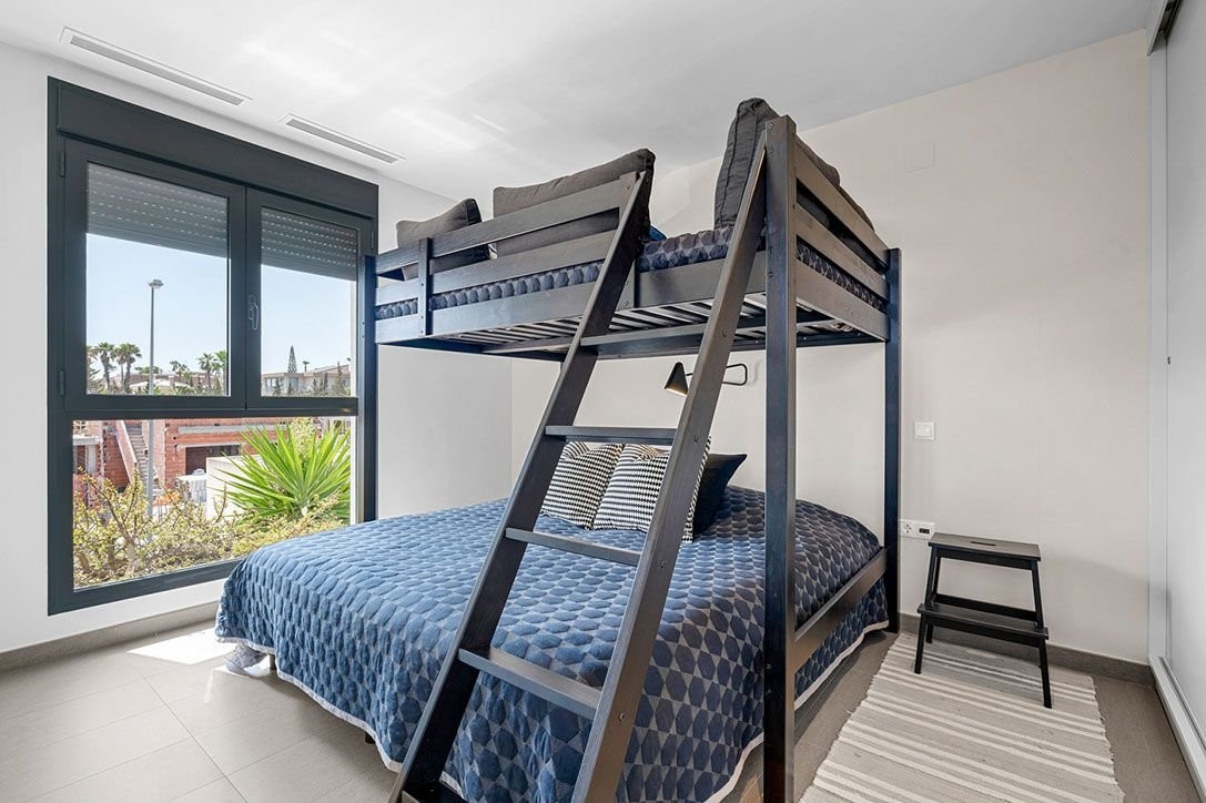 Se vende Villa - Chalet de 3 dormitorios en Costa Blanca, Alicante, España