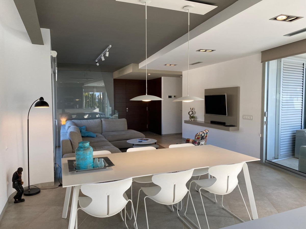 4 Bed Townhouse for sale in Calpe Costa Blanca, Alicante, Spain