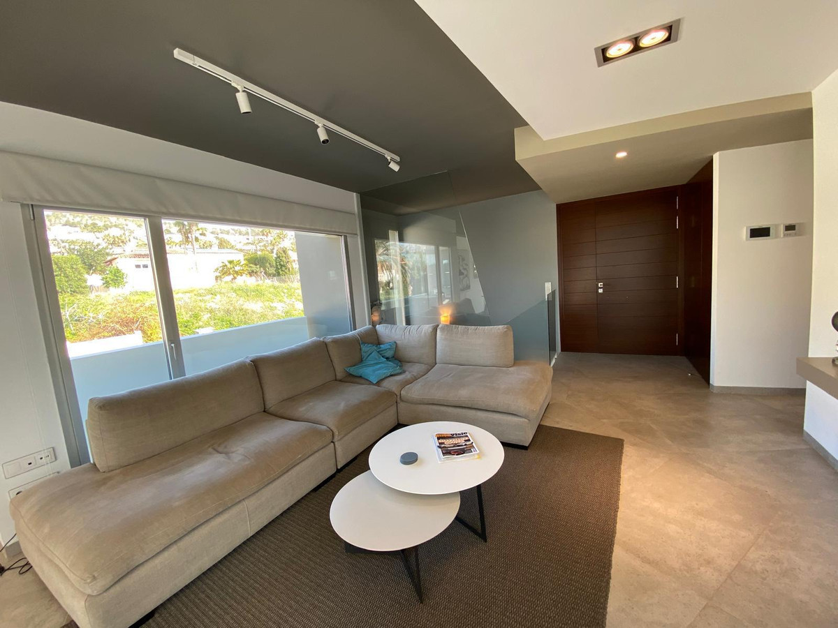 4 Bed Townhouse for sale in Calpe Costa Blanca, Alicante, Spain