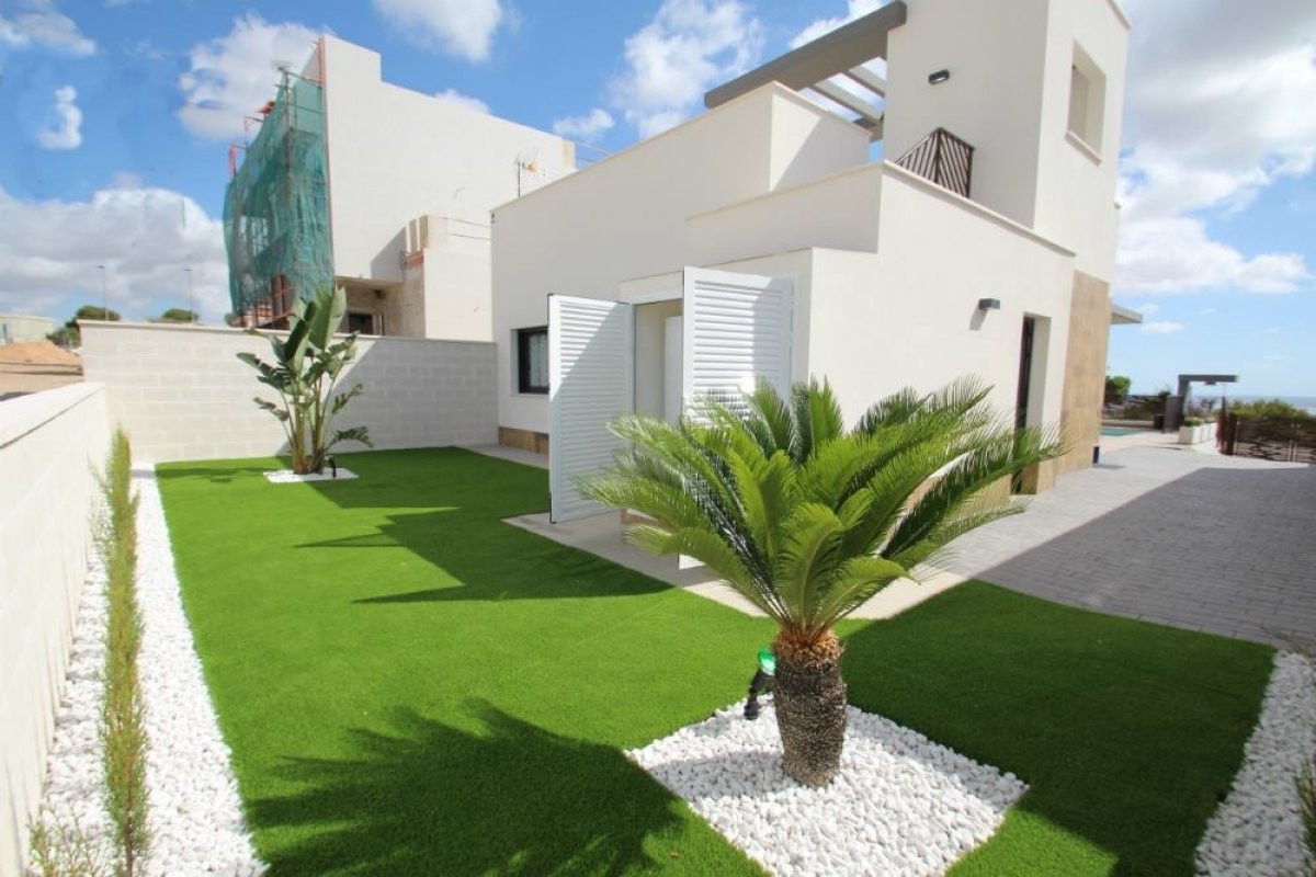 3 Bed Townhouse for sale in Orihuela Costa Costa Blanca, Alicante, Spain