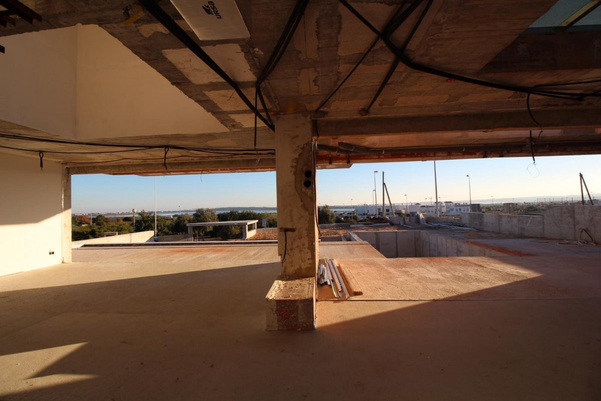 Se vende Villa - Chalet de 3 dormitorios en Costa Blanca, Alicante, España