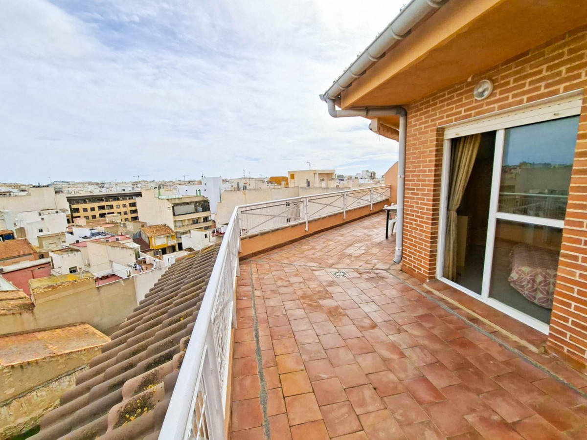 Se vende Ático de 2 dormitorios en Costa Blanca, Alicante, España