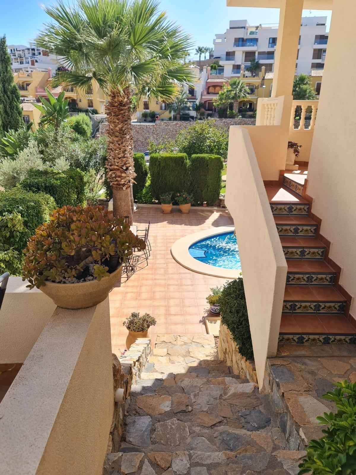 Se vende Villa - Chalet de 3 dormitorios en Costa Blanca, Alicante, España