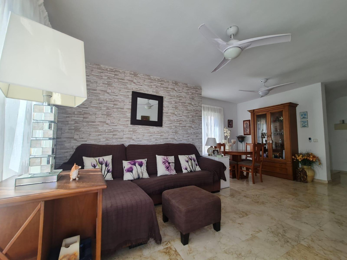 Se vende Villa - Chalet de 3 dormitorios en Costa Blanca, Alicante, España