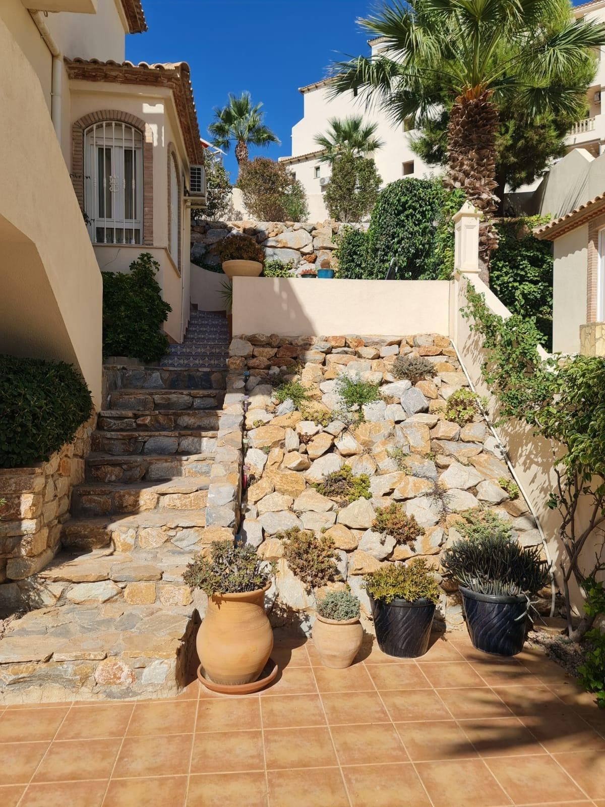 Se vende Villa - Chalet de 3 dormitorios en Costa Blanca, Alicante, España