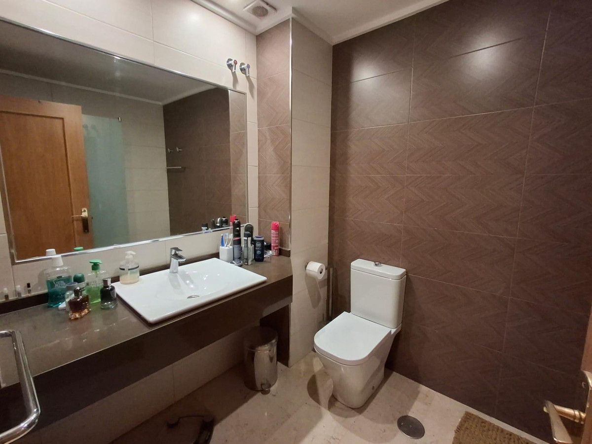 5 Bed Townhouse for sale in La Nucia Costa Blanca, Alicante, Spain