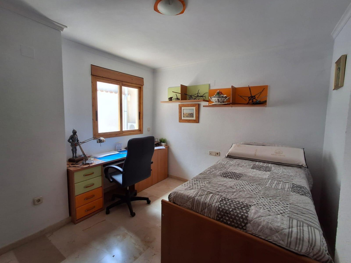 5 Bed Townhouse for sale in La Nucia Costa Blanca, Alicante, Spain