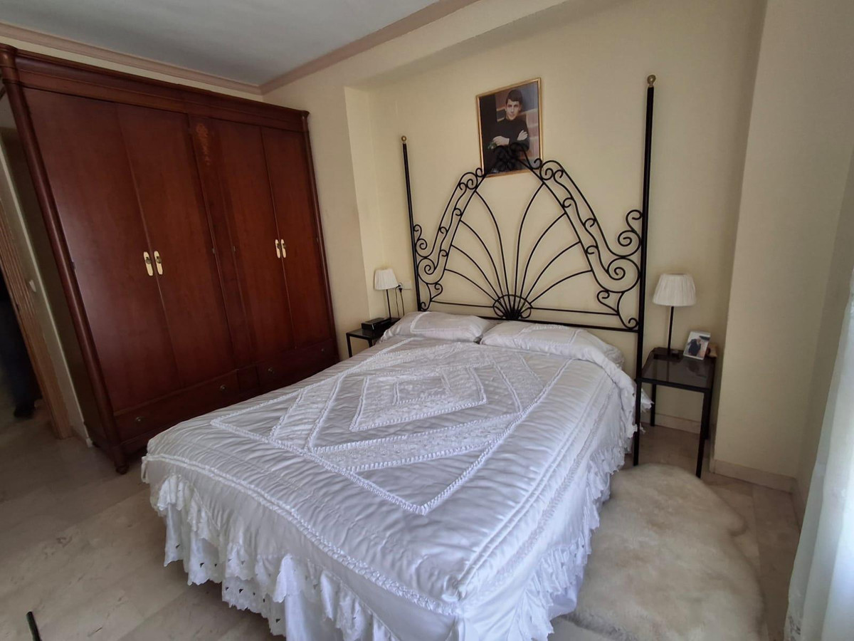 5 Bed Townhouse for sale in La Nucia Costa Blanca, Alicante, Spain