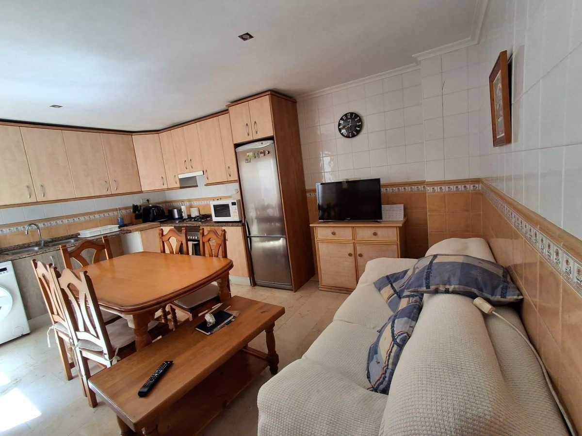 5 Bed Townhouse for sale in La Nucia Costa Blanca, Alicante, Spain