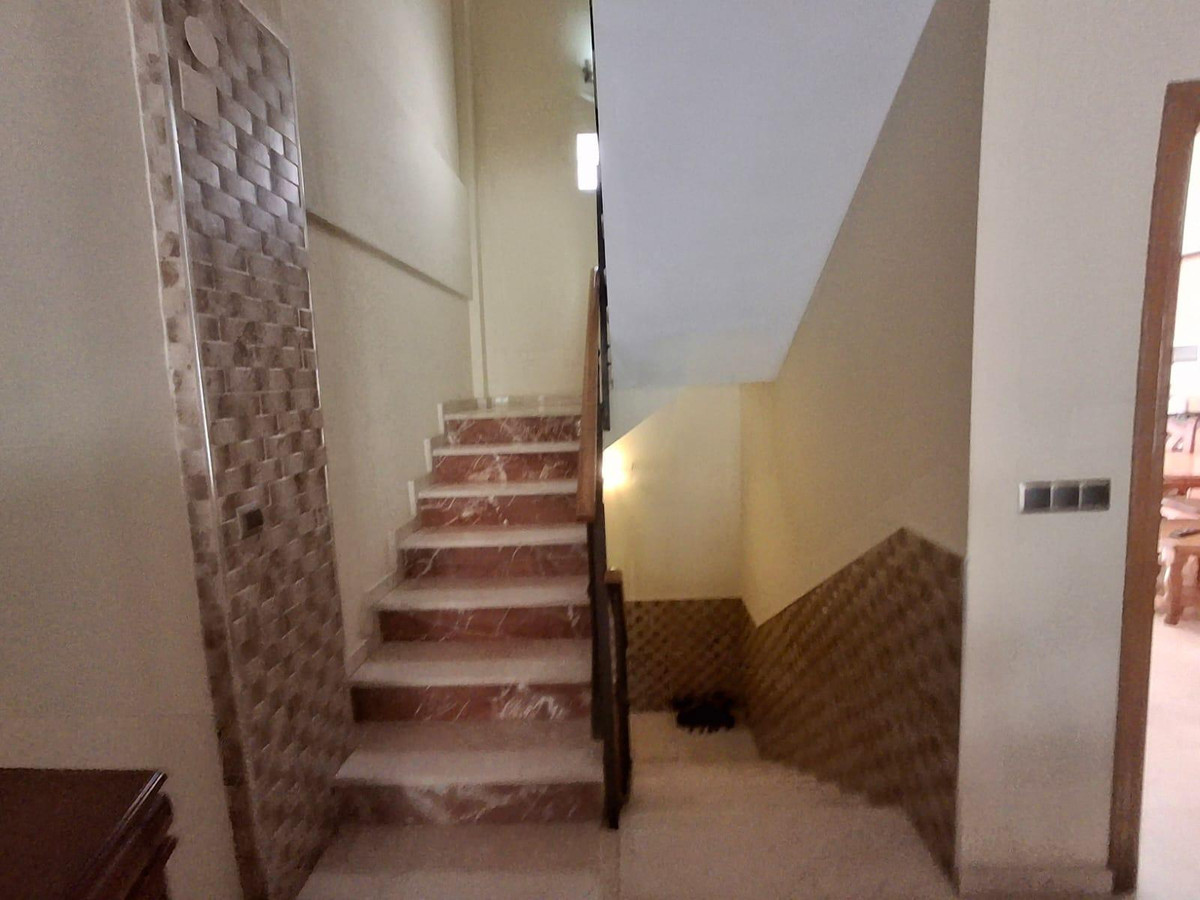 5 Bed Townhouse for sale in La Nucia Costa Blanca, Alicante, Spain
