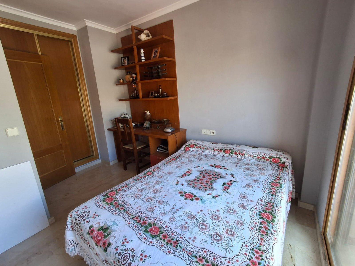 5 Bed Townhouse for sale in La Nucia Costa Blanca, Alicante, Spain