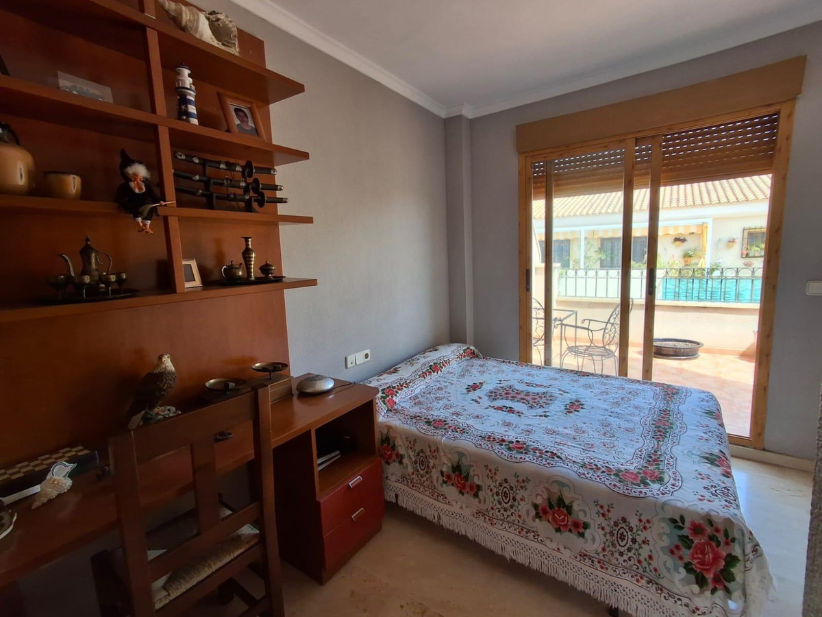 5 Bed Townhouse for sale in La Nucia Costa Blanca, Alicante, Spain