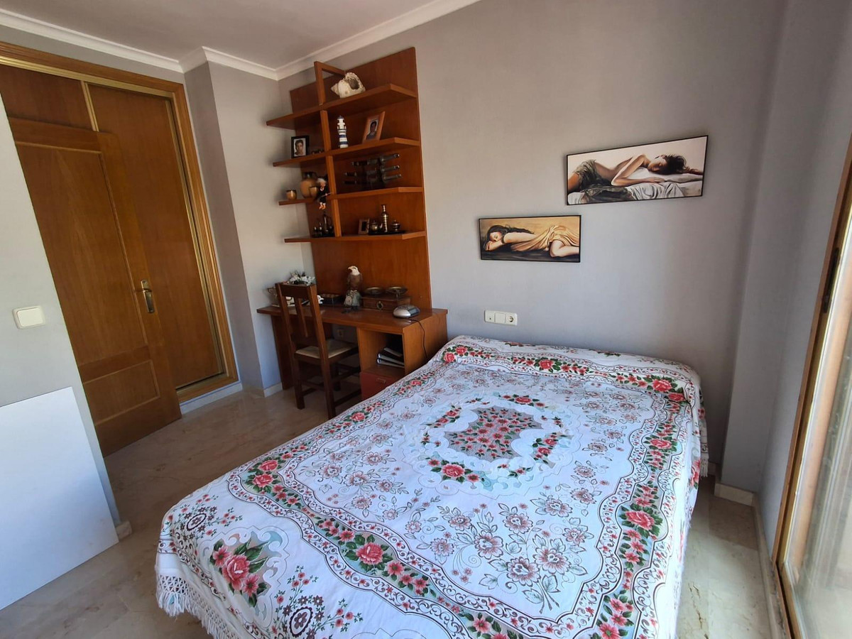 5 Bed Townhouse for sale in La Nucia Costa Blanca, Alicante, Spain