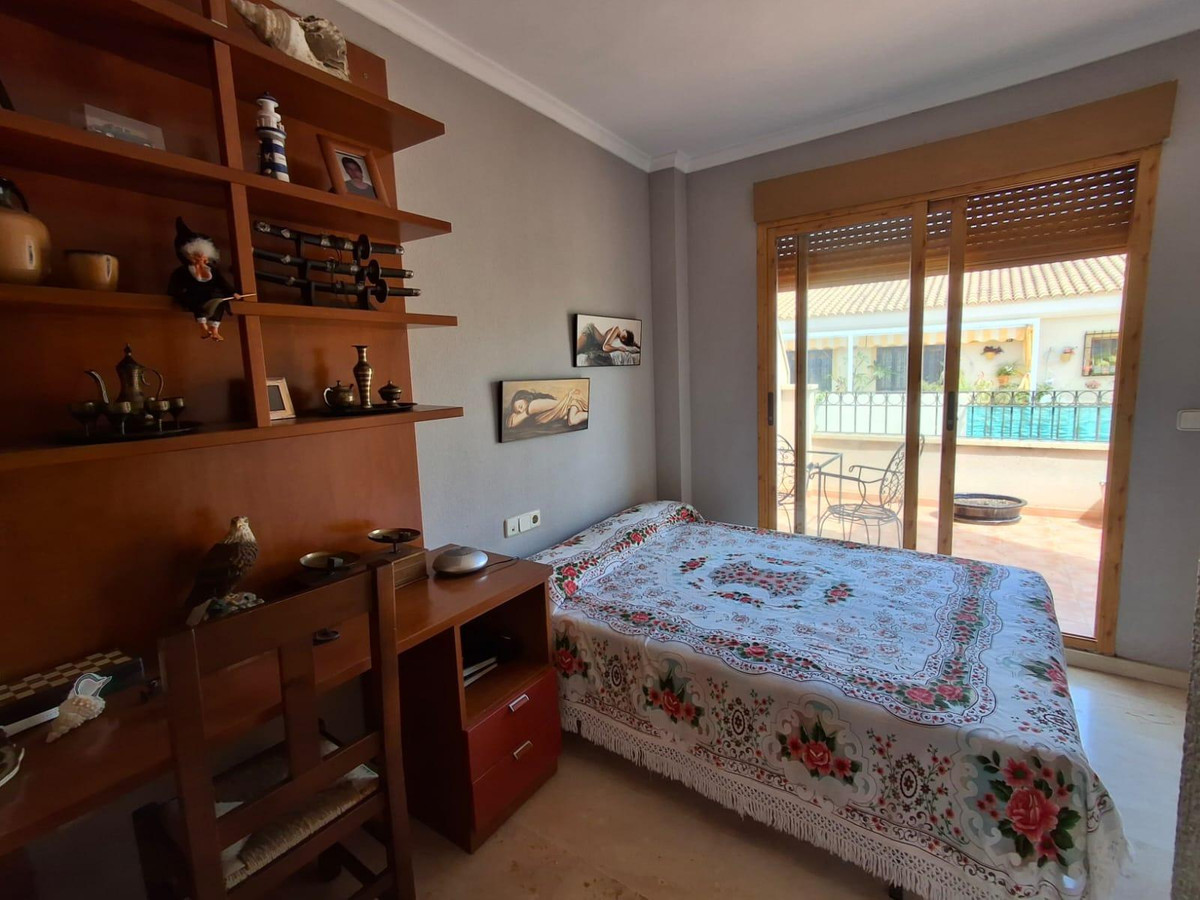 5 Bed Townhouse for sale in La Nucia Costa Blanca, Alicante, Spain