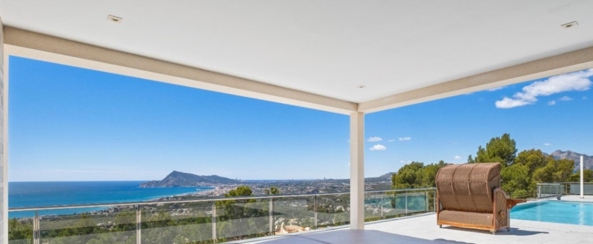 5 Bed Townhouse for sale in Altea Costa Blanca, Alicante, Spain