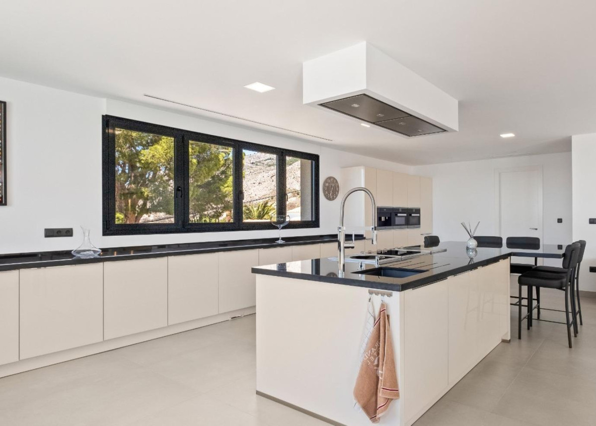5 Bed Townhouse for sale in Altea Costa Blanca, Alicante, Spain