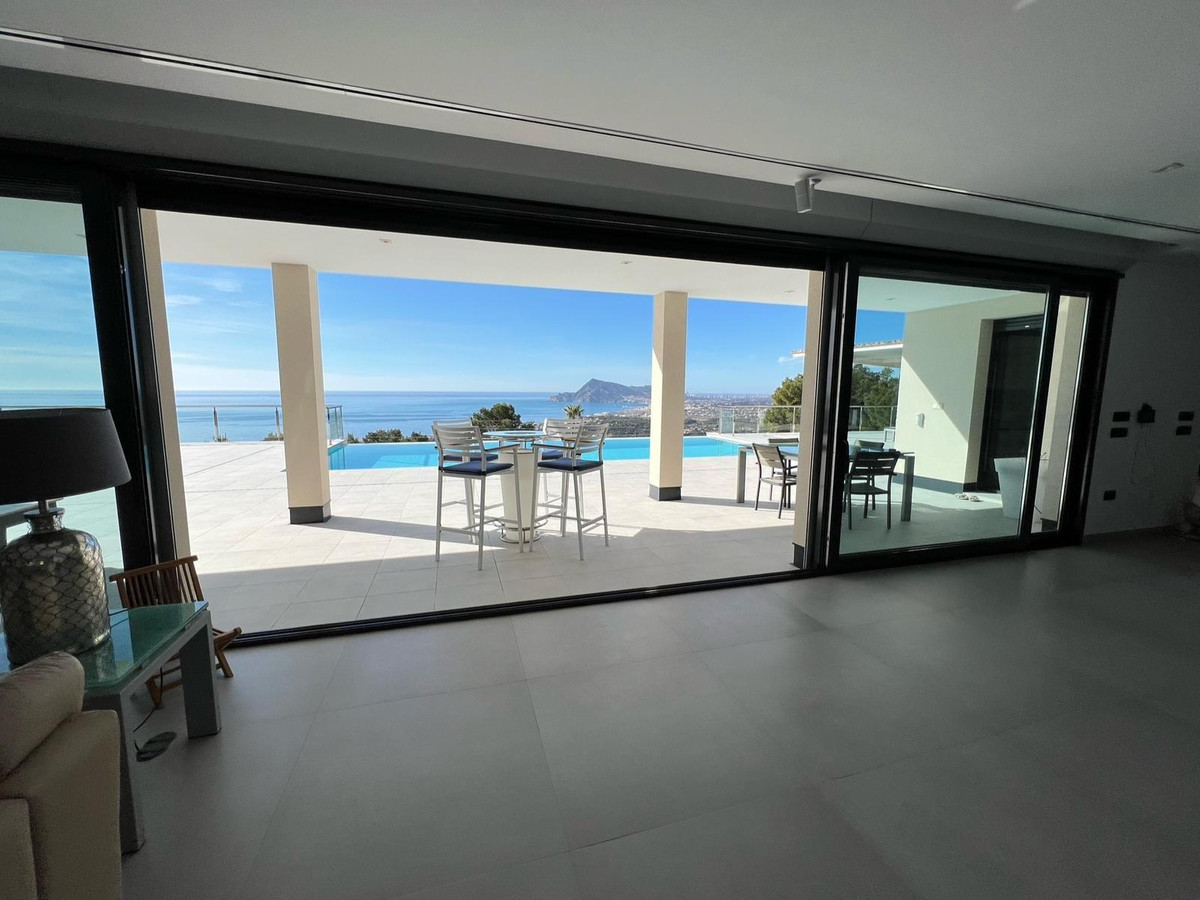 5 Bed Townhouse for sale in Altea Costa Blanca, Alicante, Spain