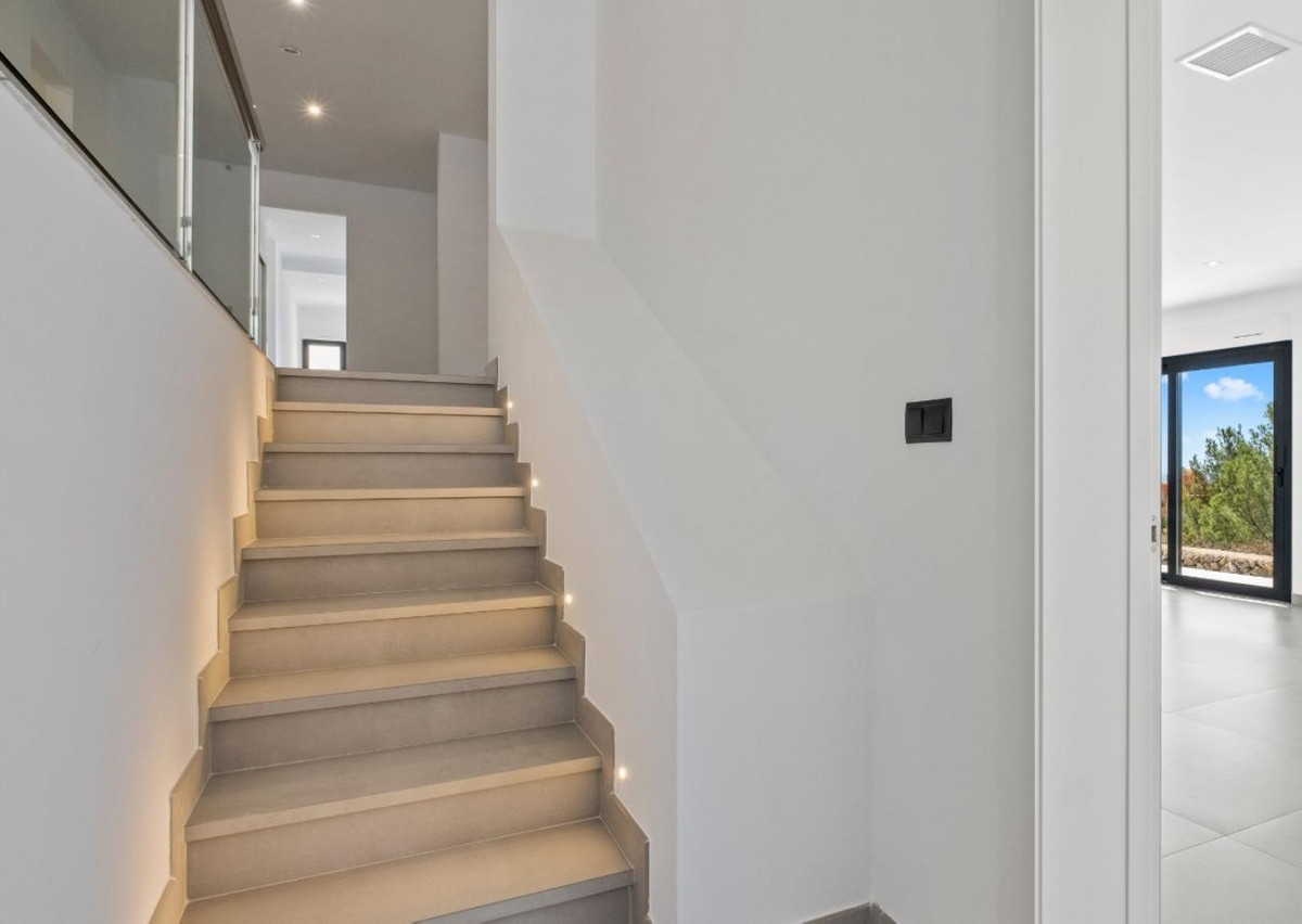 5 Bed Townhouse for sale in Altea Costa Blanca, Alicante, Spain