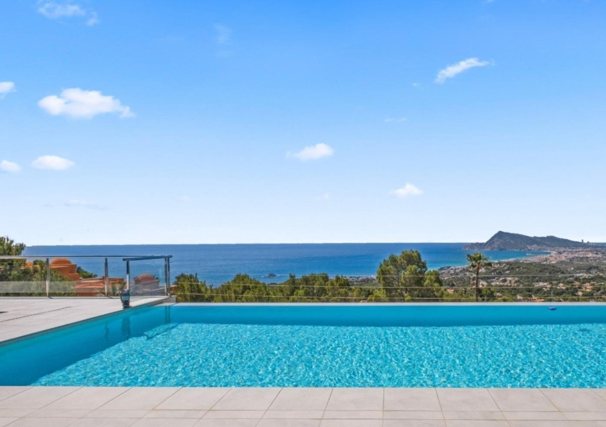 5 Bed Townhouse for sale in Altea Costa Blanca, Alicante, Spain