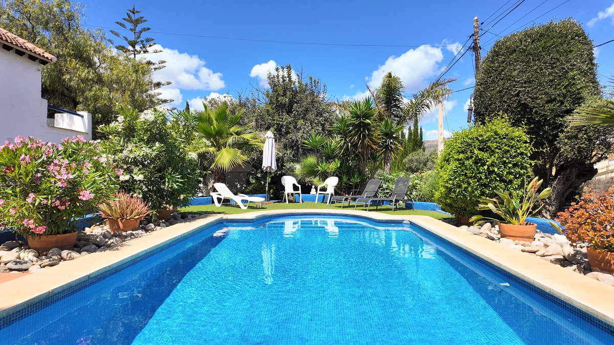 Se vende Finca - Cortijo de 5 dormitorios en Costa Del Sol, Málaga, España