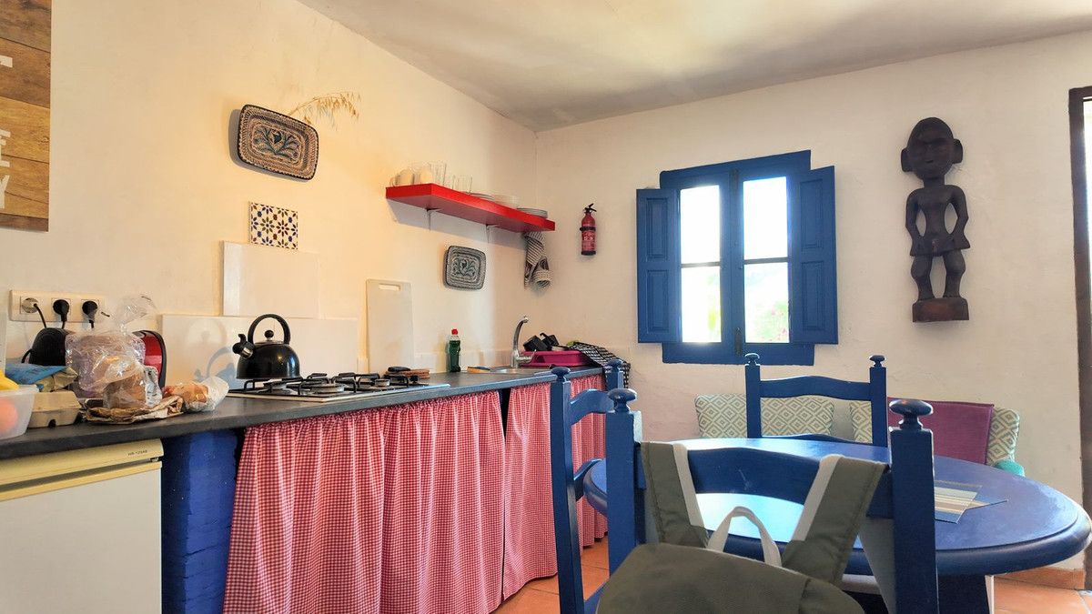 Se vende Finca - Cortijo de 5 dormitorios en Costa Del Sol, Málaga, España