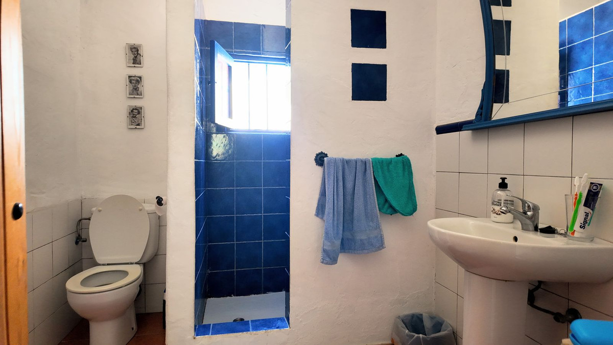 Se vende Finca - Cortijo de 5 dormitorios en Costa Del Sol, Málaga, España