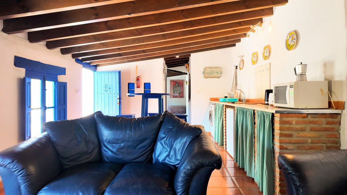 Se vende Finca - Cortijo de 5 dormitorios en Costa Del Sol, Málaga, España