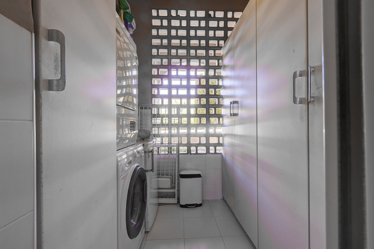 Se vende Apartamento Planta Baja de 2 dormitorios en Costa Del Sol, Málaga, España