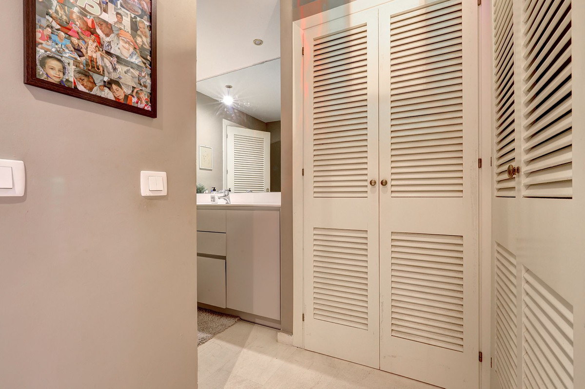 Se vende Apartamento Planta Baja de 2 dormitorios en Costa Del Sol, Málaga, España