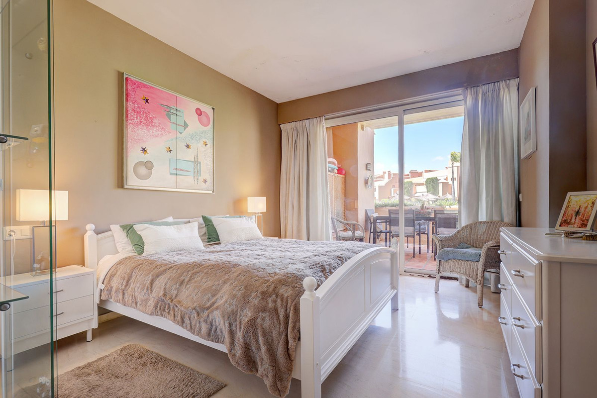Se vende Apartamento Planta Baja de 2 dormitorios en Costa Del Sol, Málaga, España