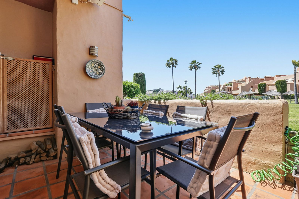 Se vende Apartamento Planta Baja de 2 dormitorios en Costa Del Sol, Málaga, España