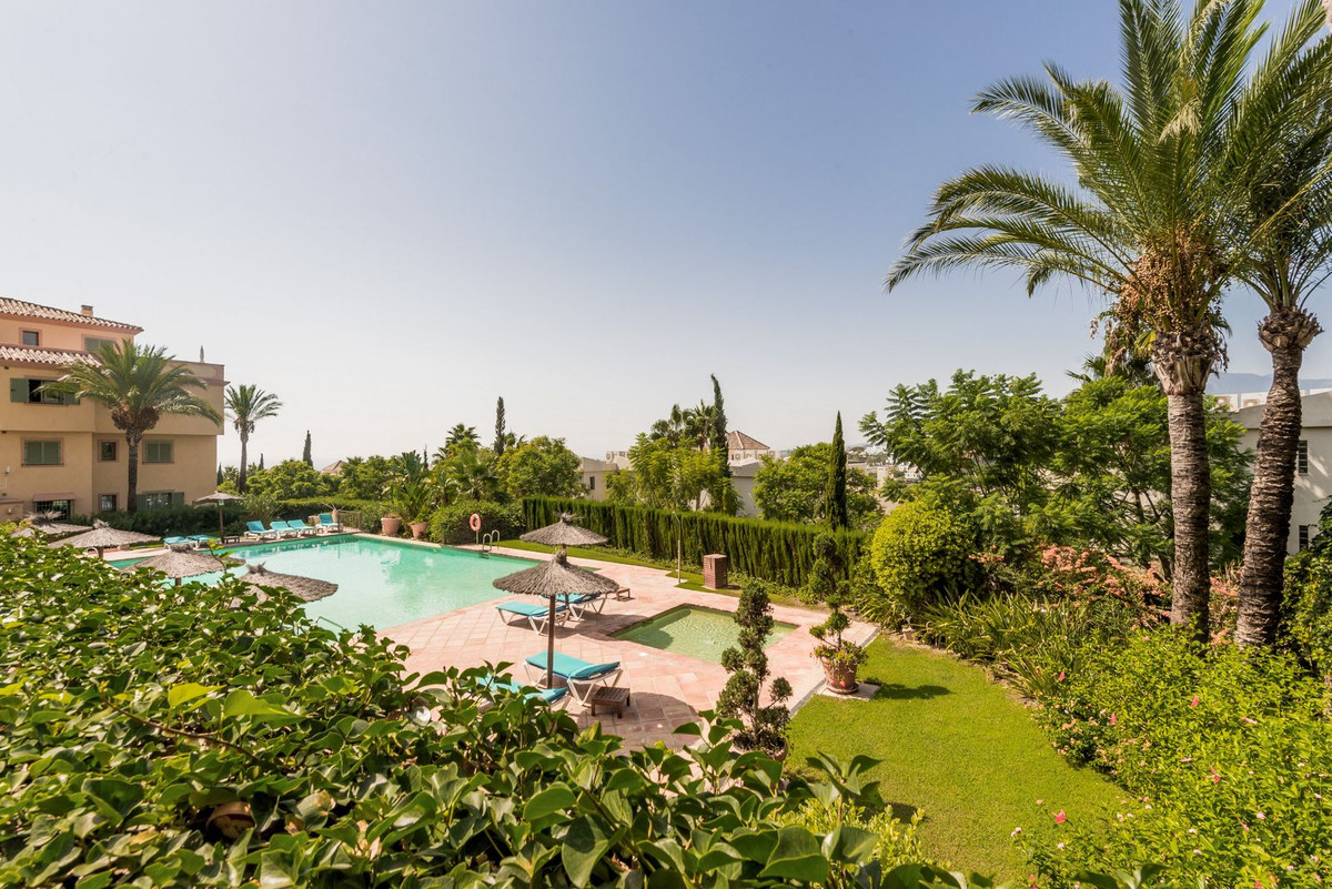3 Bed Apartment for sale in Los Flamingos Costa Del Sol, Málaga, Spain