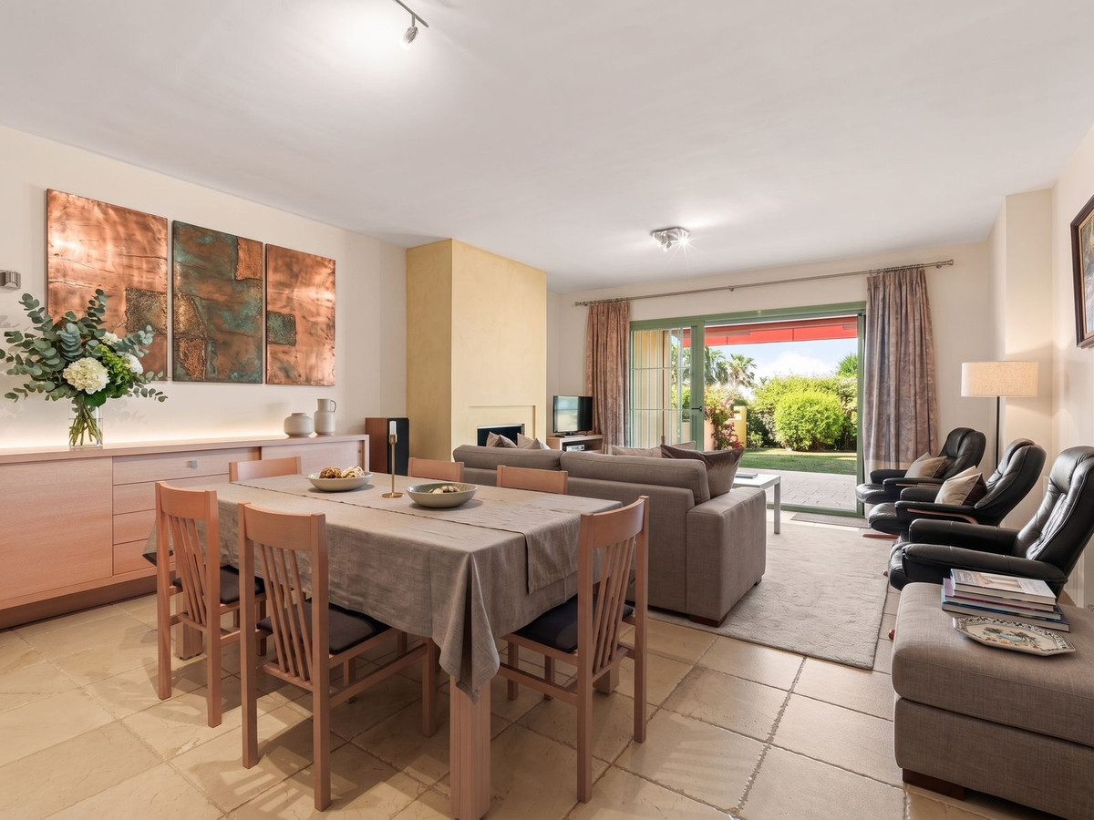 3 Bed Apartment for sale in Los Flamingos Costa Del Sol, Málaga, Spain