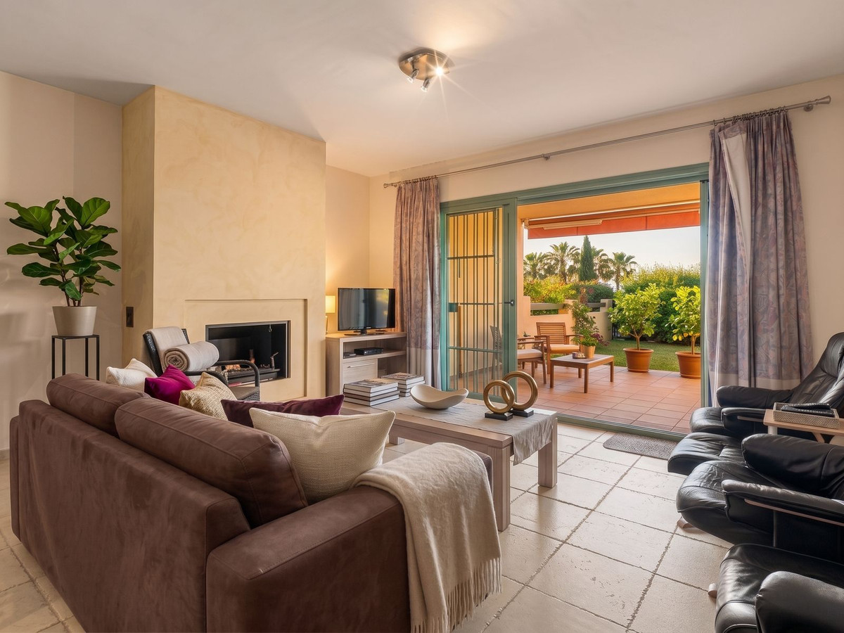 3 Bed Apartment for sale in Los Flamingos Costa Del Sol, Málaga, Spain