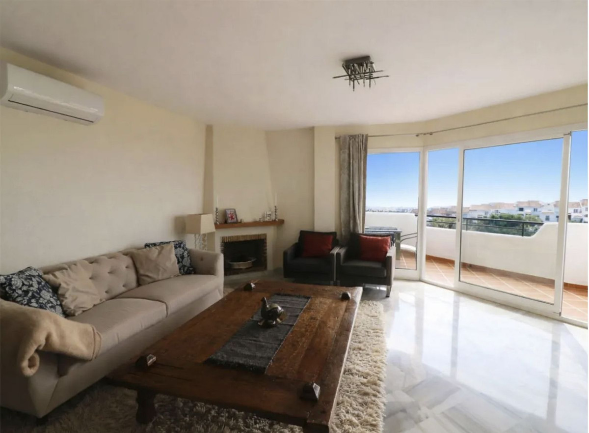 3 Bed Apartment for sale in Calahonda Costa Del Sol, Málaga, Spain