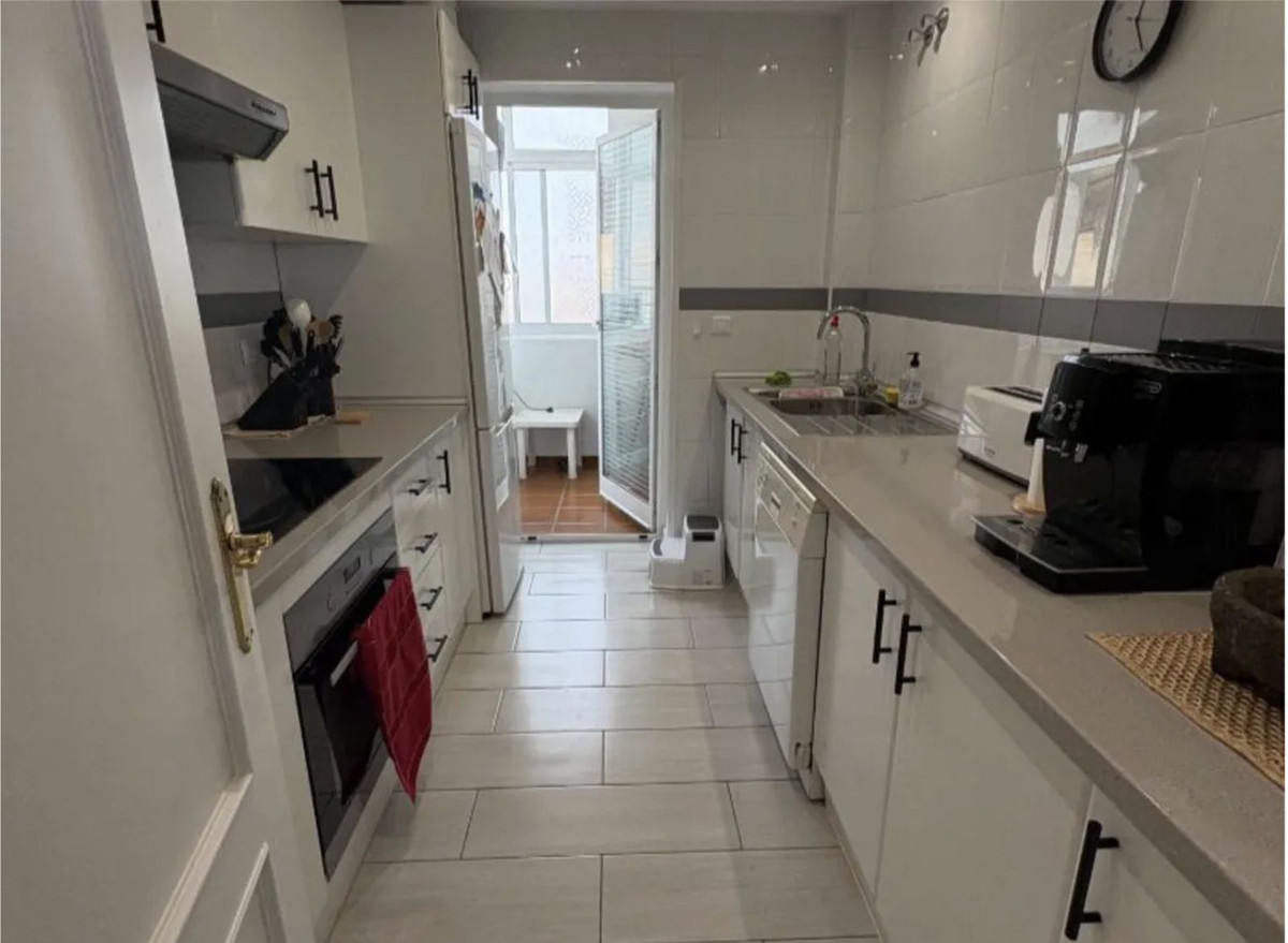 3 Bed Apartment for sale in Calahonda Costa Del Sol, Málaga, Spain