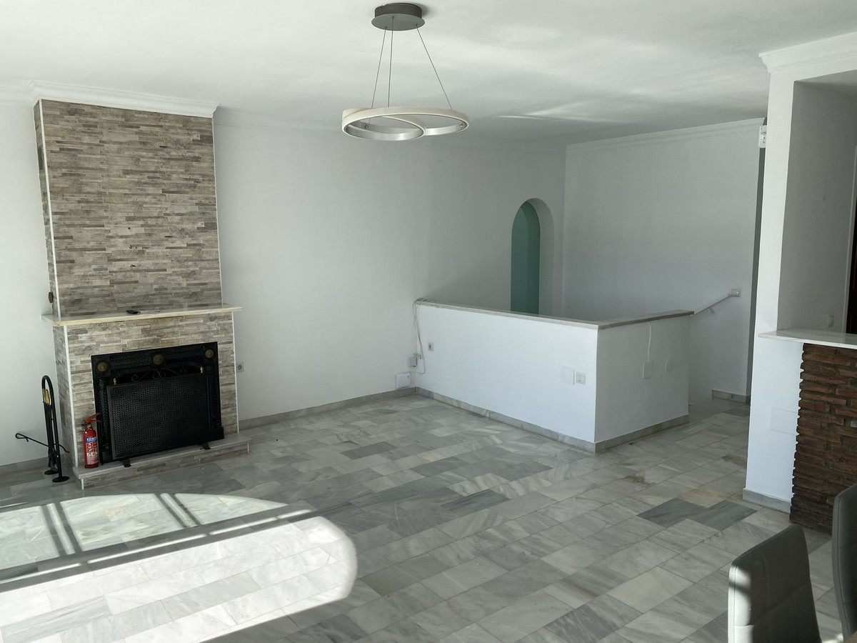 3 Bed Apartment for sale in Mijas Costa Del Sol, Málaga, Spain